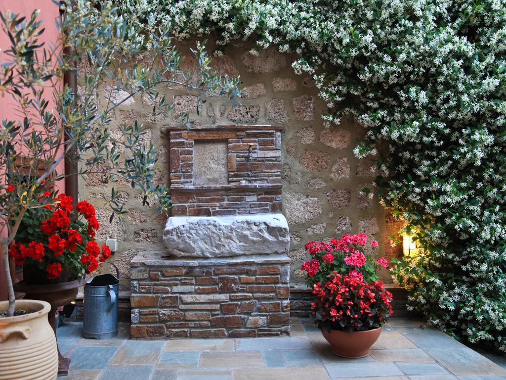 Boutique Hotel Kokkino Spiti Véria Extérieur photo