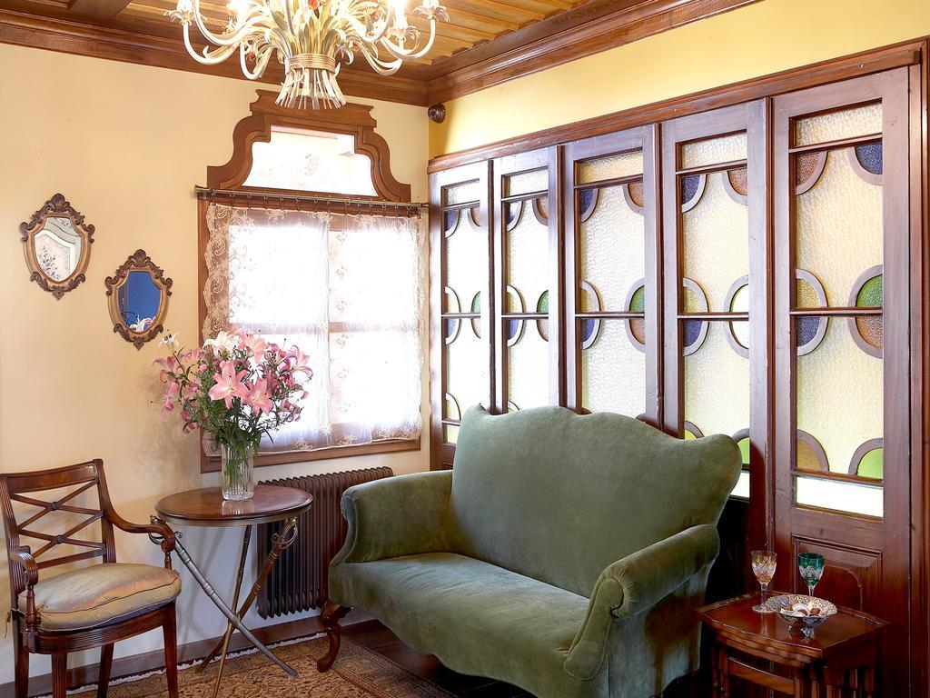 Boutique Hotel Kokkino Spiti Véria Extérieur photo