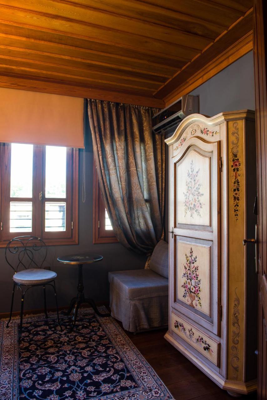 Boutique Hotel Kokkino Spiti Véria Extérieur photo